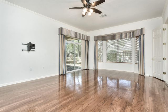 106 Longhorn TRL, Georgetown, TX 78633