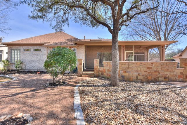 106 Longhorn TRL, Georgetown, TX 78633