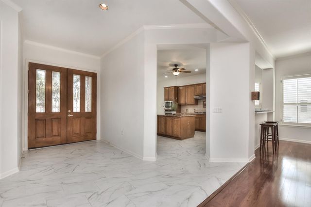 106 Longhorn TRL, Georgetown, TX 78633