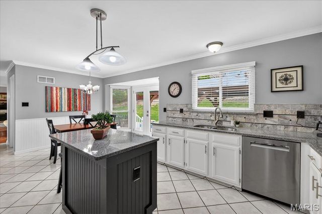 10331 Jade Forest Drive, Unincorporated, MO 63123