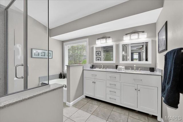 10331 Jade Forest Drive, Unincorporated, MO 63123