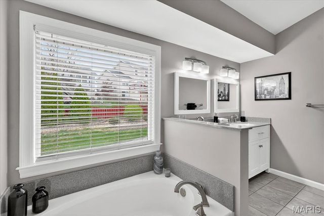 10331 Jade Forest Drive, Unincorporated, MO 63123