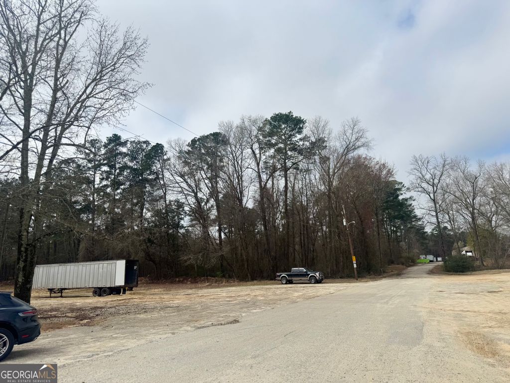184 Mill Road, Mcdonough, GA 30253