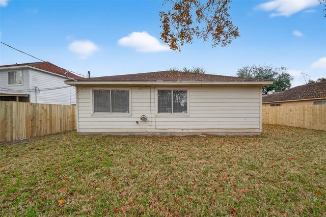 16022 Old River Road, Channelview, TX 77530