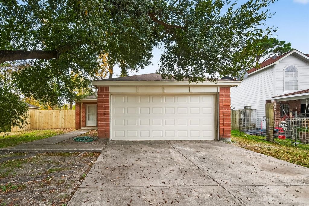 16022 Old River Road, Channelview, TX 77530