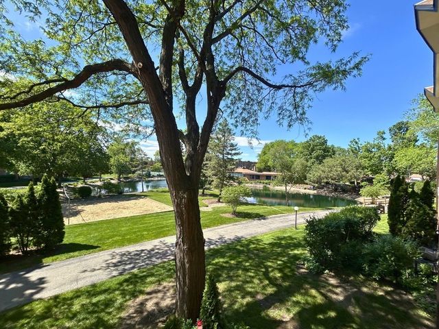 1206 New Wilke Road 206, Arlington Heights, IL 60005