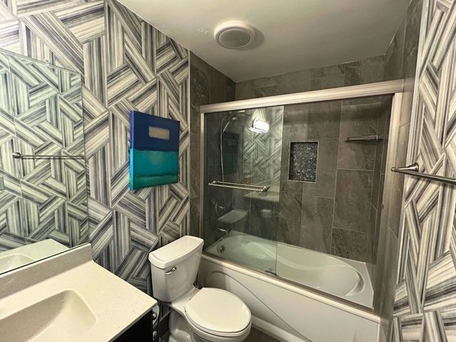 1206 New Wilke Road 206, Arlington Heights, IL 60005