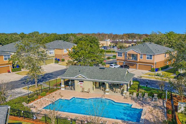 3936 PEMBERLY PINES CIRCLE, St Cloud, FL 34769