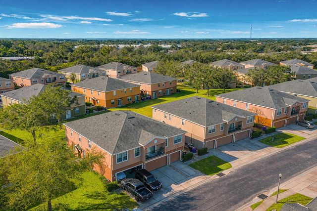 3936 PEMBERLY PINES CIRCLE, St Cloud, FL 34769