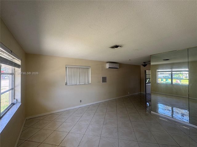 2309 NW 54th St, Tamarac, FL 33309
