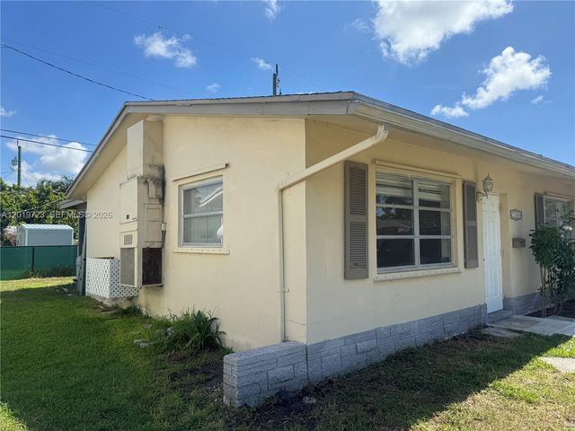 2309 NW 54th St, Tamarac, FL 33309