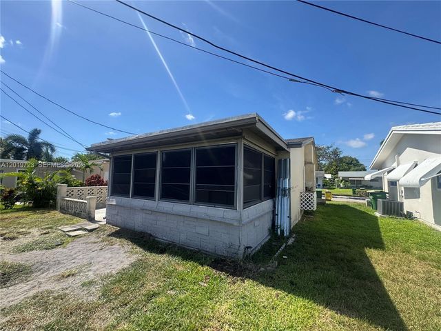 2309 NW 54th St, Tamarac, FL 33309