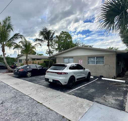 417 SE 12th Court 6, Fort Lauderdale, FL 33316