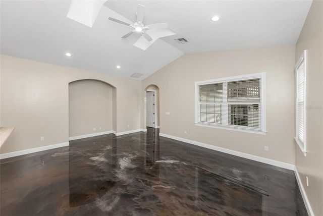 2348 2ND AVENUE S, St Petersburg, FL 33712