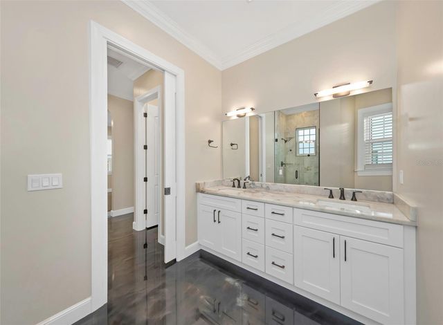 2348 2ND AVENUE S, St Petersburg, FL 33712