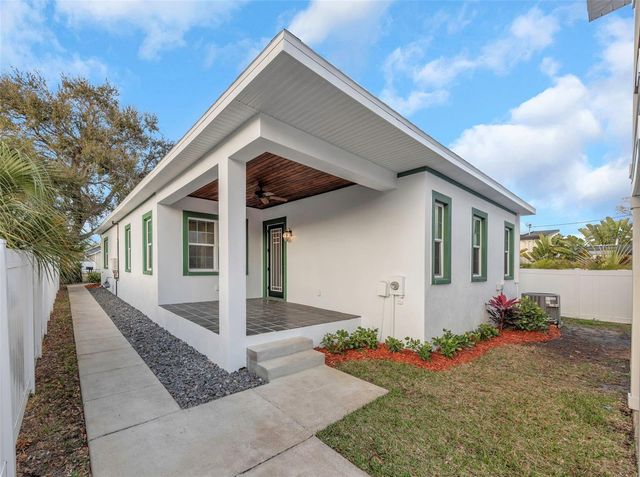 2348 2ND AVENUE S, St Petersburg, FL 33712