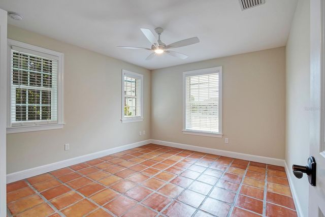 2348 2ND AVENUE S, St Petersburg, FL 33712