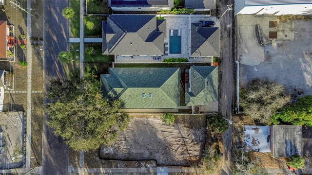 2348 2ND AVENUE S, St Petersburg, FL 33712