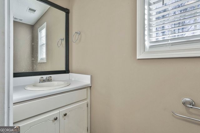 131 Bridgewater Lane, Newnan, GA 30265