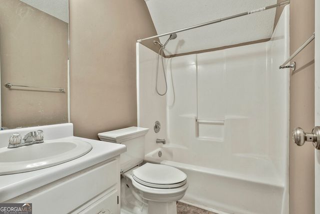 131 Bridgewater Lane, Newnan, GA 30265