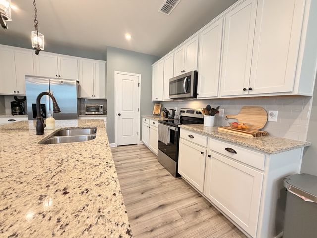 2919 Suzanne Landon Dr, Murfreesboro, TN 37130