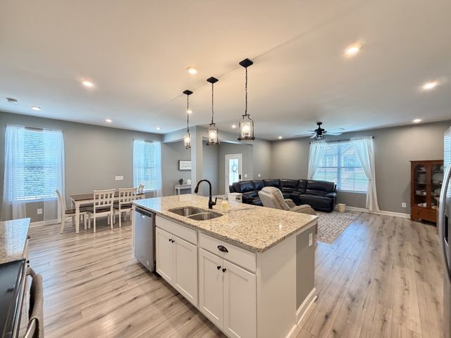 2919 Suzanne Landon Dr, Murfreesboro, TN 37130