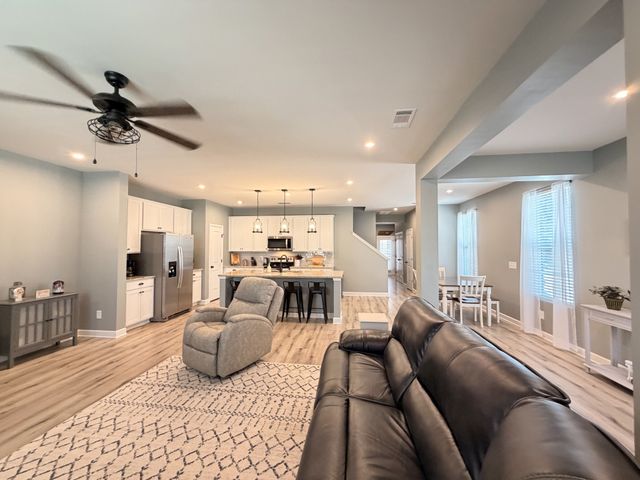 2919 Suzanne Landon Dr, Murfreesboro, TN 37130