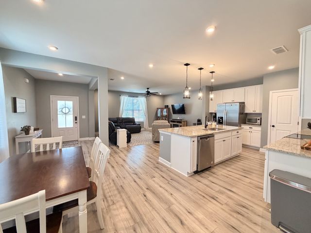 2919 Suzanne Landon Dr, Murfreesboro, TN 37130