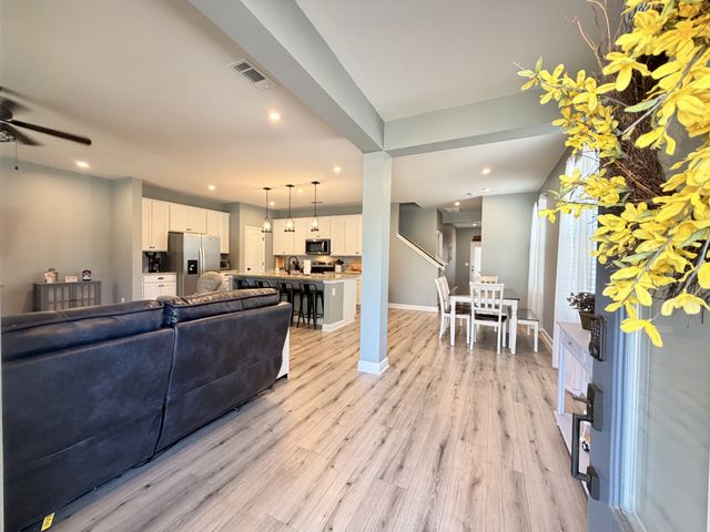 2919 Suzanne Landon Dr, Murfreesboro, TN 37130