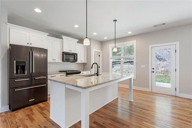 17 Pinoak Trail SE, Cartersville, GA 30121