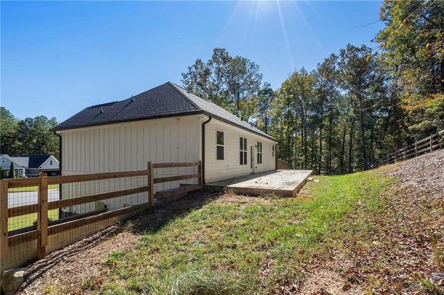 17 Pinoak Trail SE, Cartersville, GA 30121