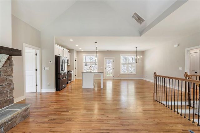 17 Pinoak Trail SE, Cartersville, GA 30121