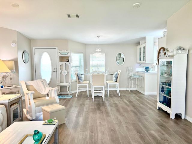 7971 SE Homestead Avenue, Hobe Sound, FL 33455