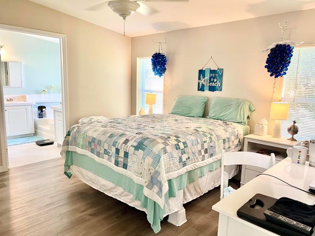 7971 SE Homestead Avenue, Hobe Sound, FL 33455