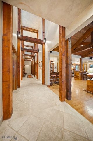 2700 Beaver Creek Road, Gallatin Gateway, MT 59730