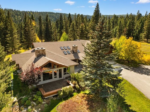 2700 Beaver Creek Road, Gallatin Gateway, MT 59730