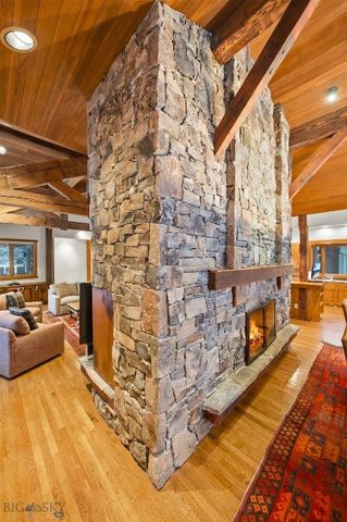 2700 Beaver Creek Road, Gallatin Gateway, MT 59730