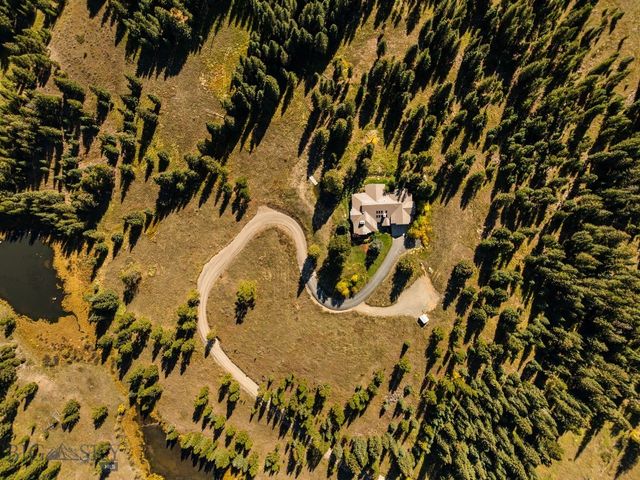 2700 Beaver Creek Road, Gallatin Gateway, MT 59730