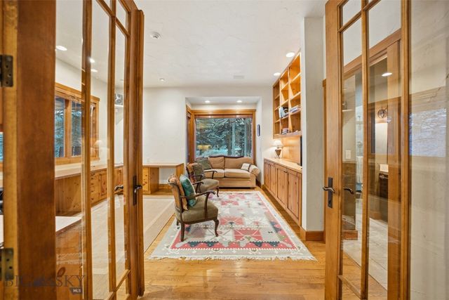 2700 Beaver Creek Road, Gallatin Gateway, MT 59730