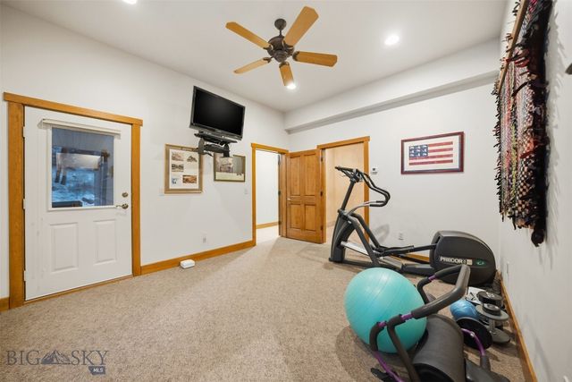 2700 Beaver Creek Road, Gallatin Gateway, MT 59730