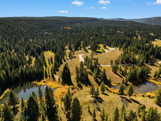 2700 Beaver Creek Road, Gallatin Gateway, MT 59730