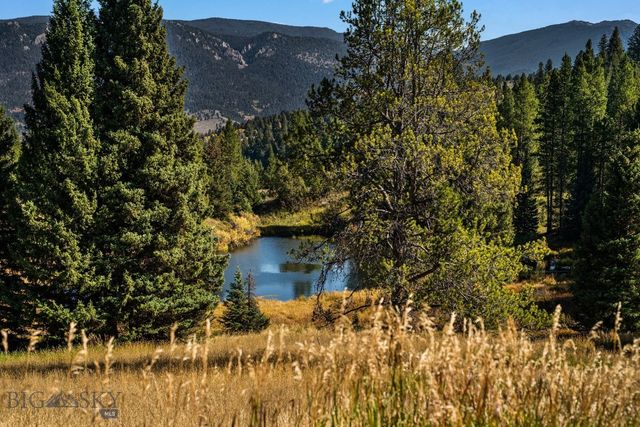 2700 Beaver Creek Road, Gallatin Gateway, MT 59730