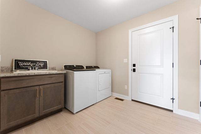 13993 Blue Sky Court, Dyer, IN 46311