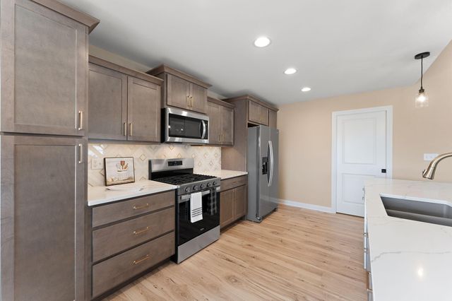 13993 Blue Sky Court, Dyer, IN 46311