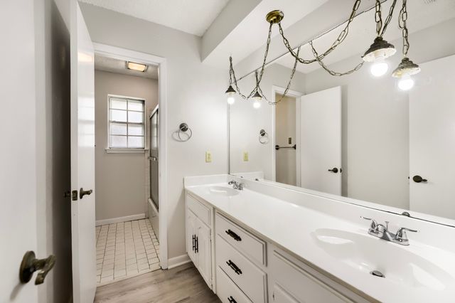 3712 Greenbriar Court, Colleyville, TX 76034