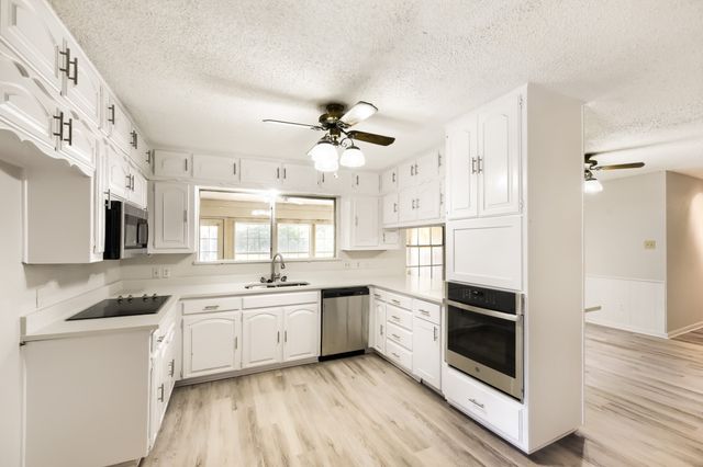 3712 Greenbriar Court, Colleyville, TX 76034