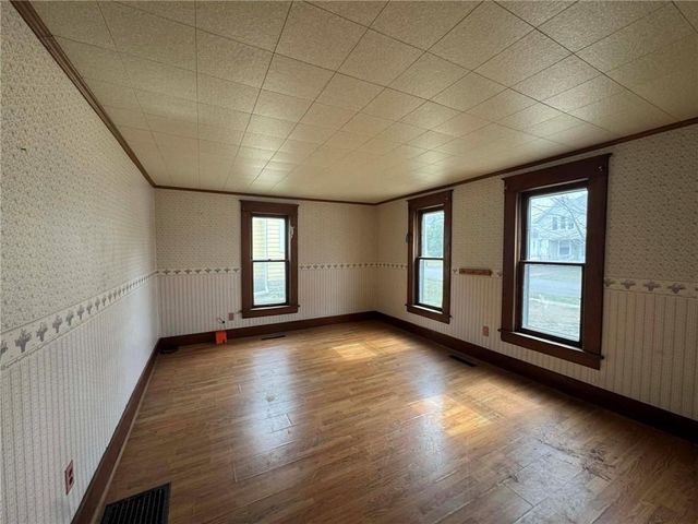 515 W 2nd Street, Maryville, MO 64468