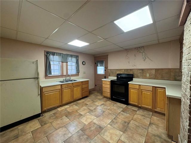 515 W 2nd Street, Maryville, MO 64468