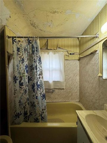 515 W 2nd Street, Maryville, MO 64468