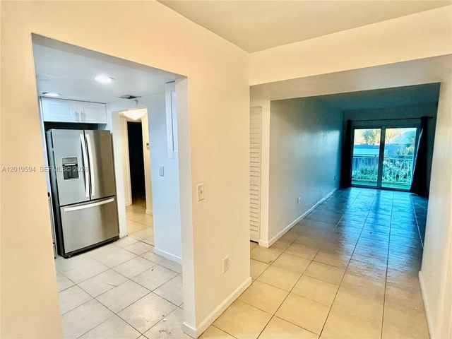 9375 Fontainebleau Blvd L217, Miami, FL 33172